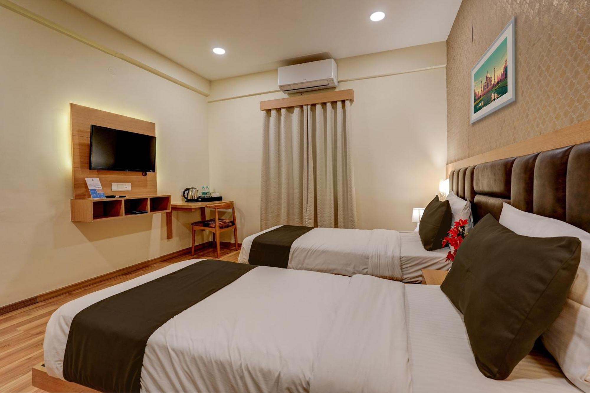 Townhouse 076 Hebbal Otel Bangalore Dış mekan fotoğraf